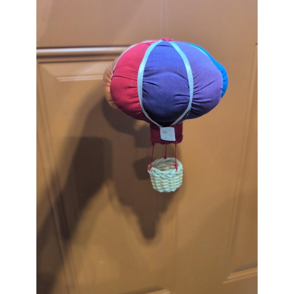 Vtg. Rare Russ Berrie Quilted Puffy Hot Air Balloon Basket Ornament - Picture 2 of 5